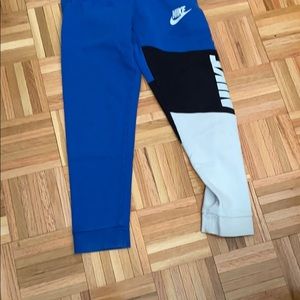 Boys Nike sweatpants